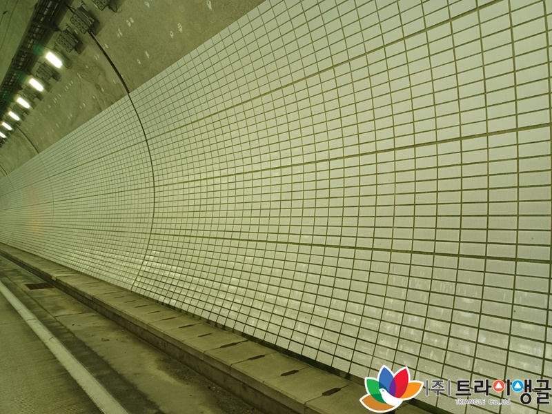 f5bc44e0c865dccbcb4bb8f5065d8ffb_1661832