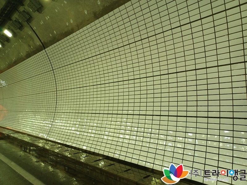 f5bc44e0c865dccbcb4bb8f5065d8ffb_1661832