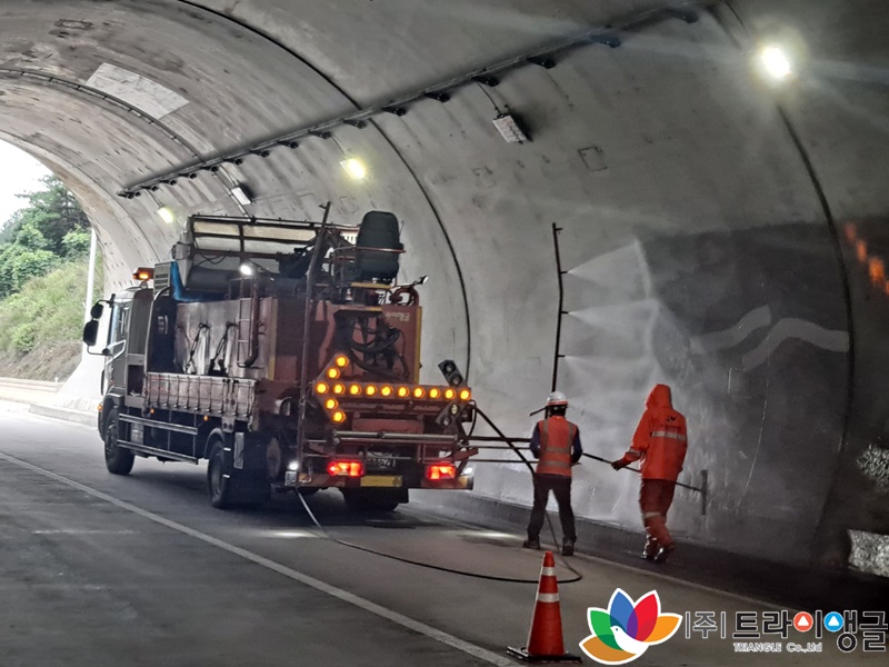 f5bc44e0c865dccbcb4bb8f5065d8ffb_1661833