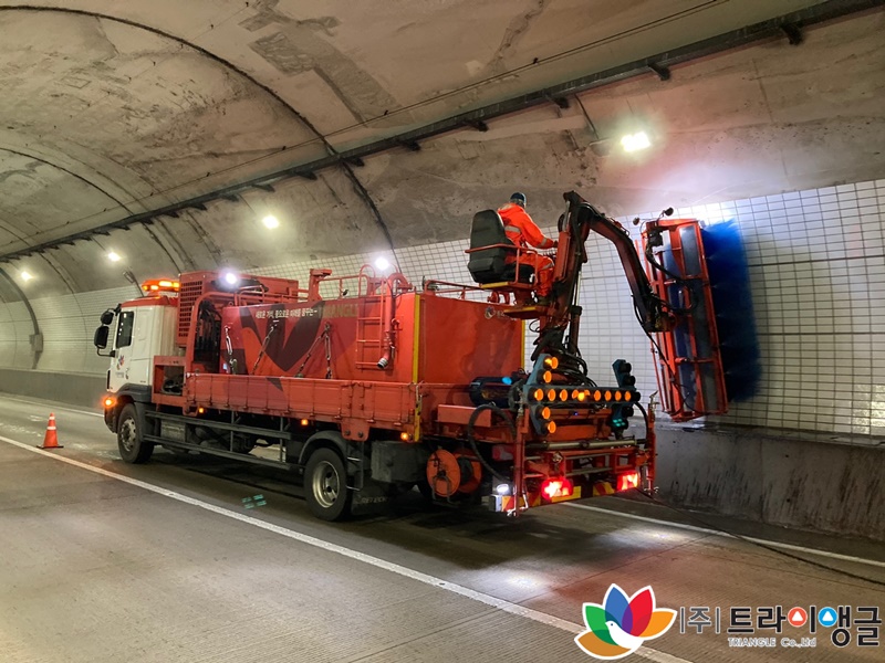 f5bc44e0c865dccbcb4bb8f5065d8ffb_1661834