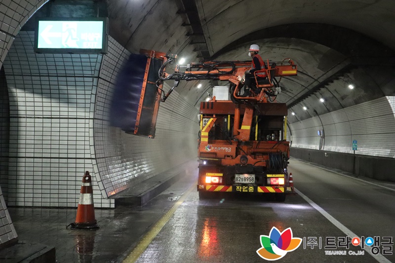 f5bc44e0c865dccbcb4bb8f5065d8ffb_1661834