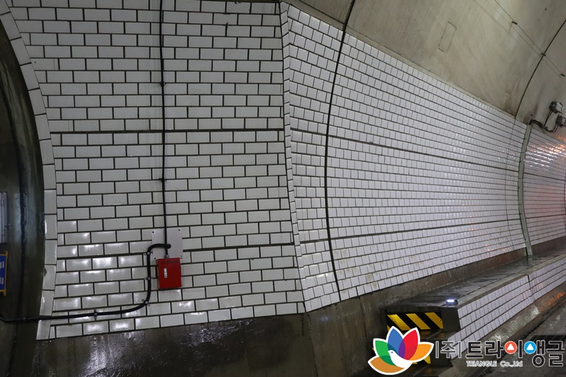 f5bc44e0c865dccbcb4bb8f5065d8ffb_1661836