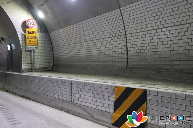 f5bc44e0c865dccbcb4bb8f5065d8ffb_1661837