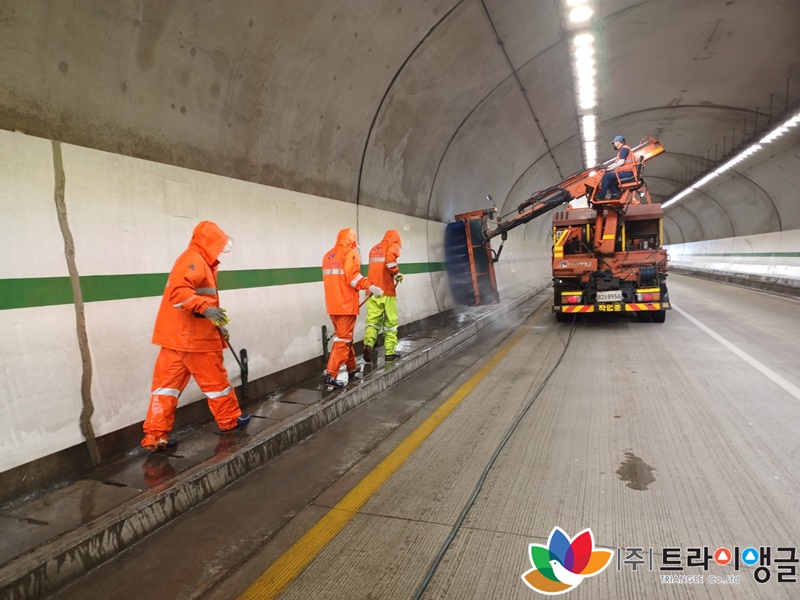 f5bc44e0c865dccbcb4bb8f5065d8ffb_1661838