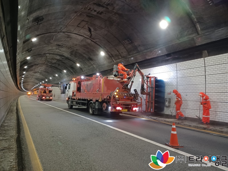 f5bc44e0c865dccbcb4bb8f5065d8ffb_1661840