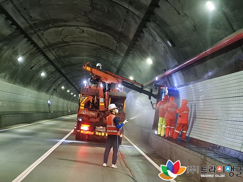 f5bc44e0c865dccbcb4bb8f5065d8ffb_1661849