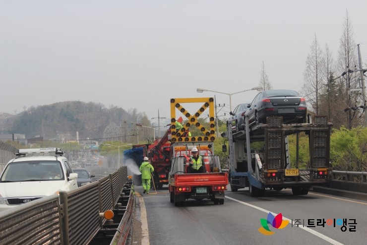 0c3cb84157acacaf451ef1ffbc30e203_1489220