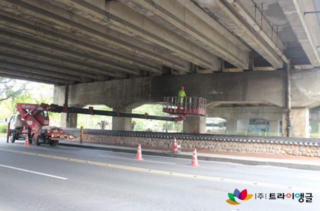 6fcf79a4c8d25e94d03c5408bdd78082_1490663