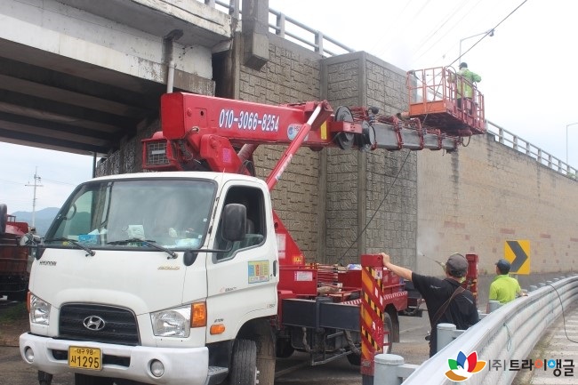 6fcf79a4c8d25e94d03c5408bdd78082_1490665