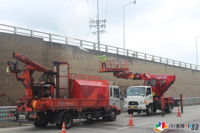 6fcf79a4c8d25e94d03c5408bdd78082_1490665