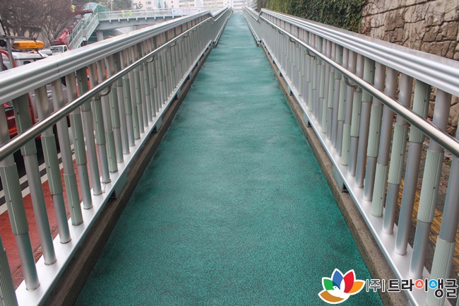 6fcf79a4c8d25e94d03c5408bdd78082_1490665