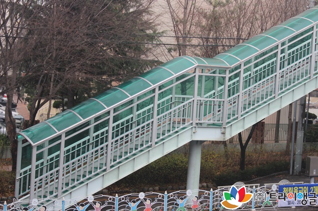 6fcf79a4c8d25e94d03c5408bdd78082_1490665