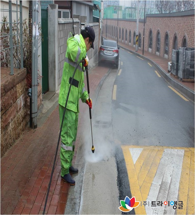 ec348f32b2f5a484fe386bbc8c095b4d_1491180