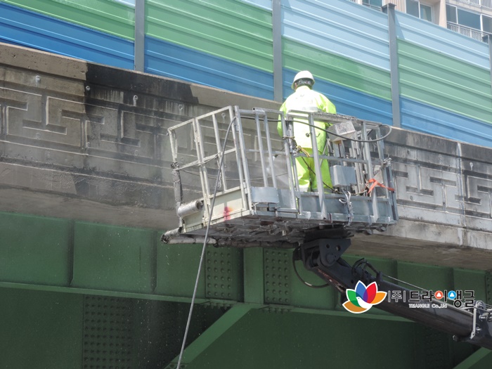 9cf6ad5f049197f346042fb5cb32fc42_1529395