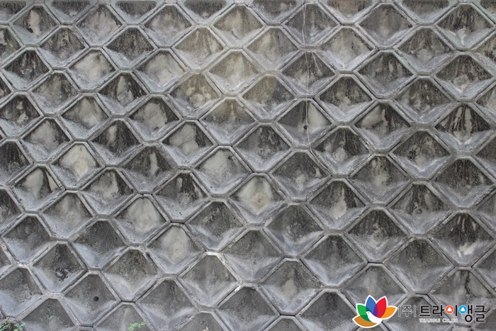 bcda8dc6a574de8a3f93c14bb7b29db1_1529459