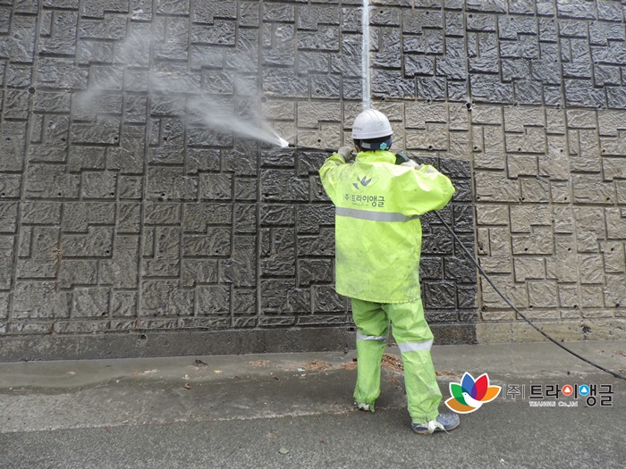 bcda8dc6a574de8a3f93c14bb7b29db1_1529460