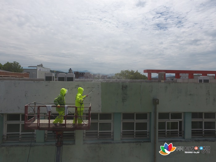 4cf05ef7ec2faec9049ddbdee82f9c19_1535355