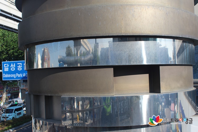 3f03276cbe428a7086d21a9651cf9a42_1539138