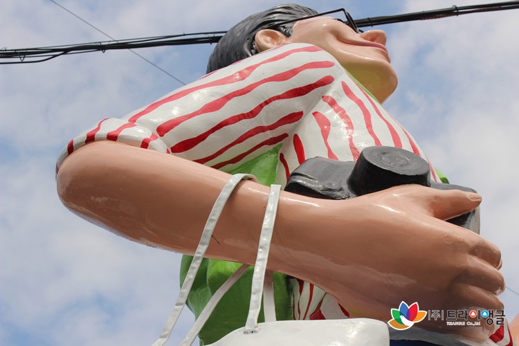 3f03276cbe428a7086d21a9651cf9a42_1539148