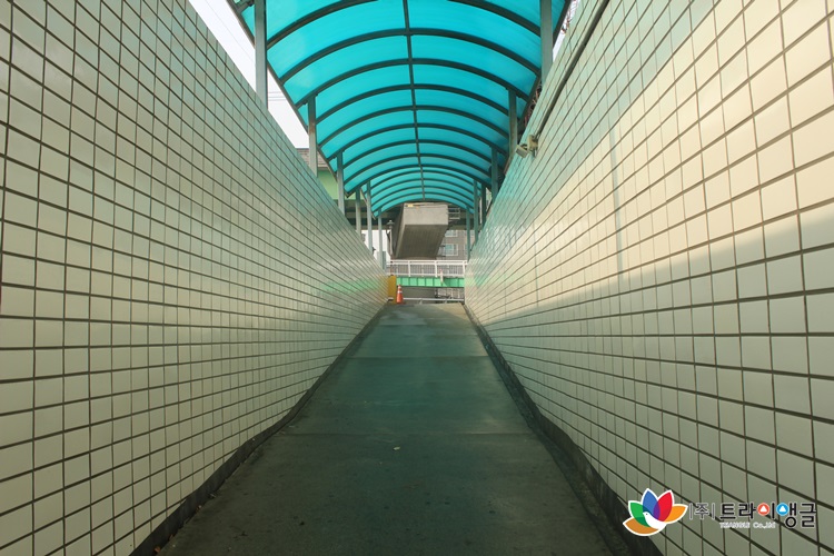 943eff9672e54ddd7112fdc10d9ff9f7_1553578