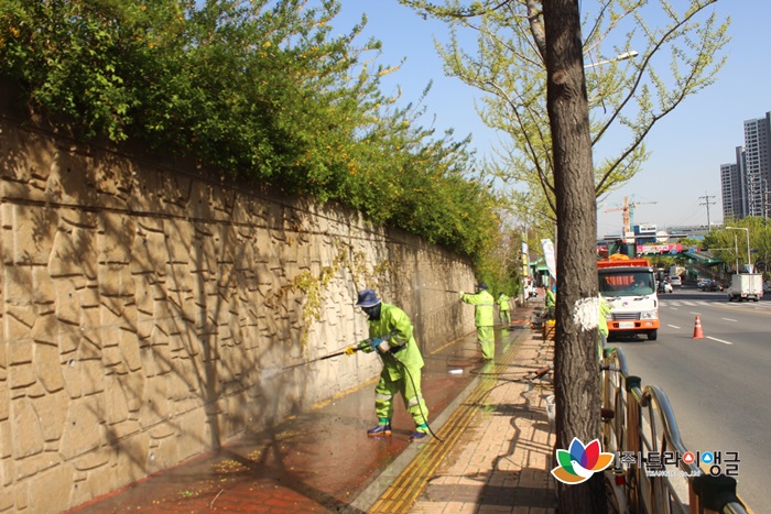 4629281afc6e0219611608f9a483c40b_1555400