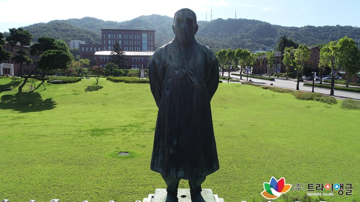 532a208d52b51dc10af48912e6d7fa2f_1566272