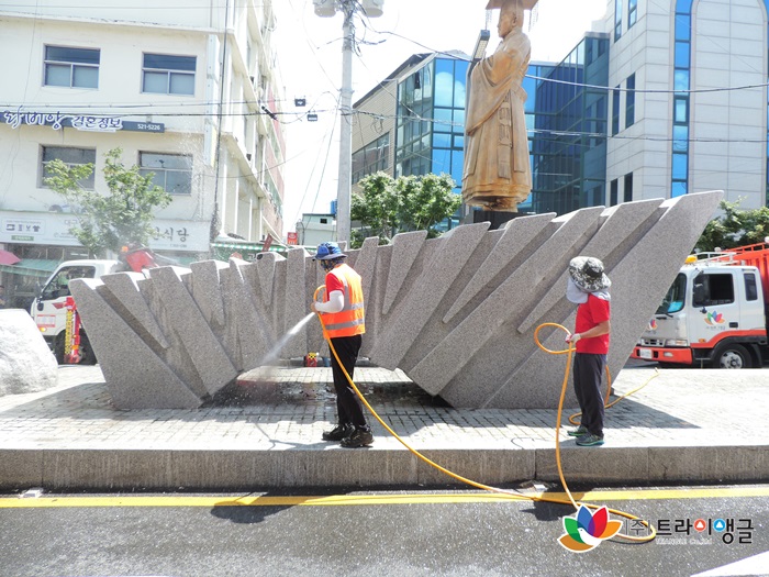 8ad4d02f01a093f0e0164ba7b6a55a25_1565159